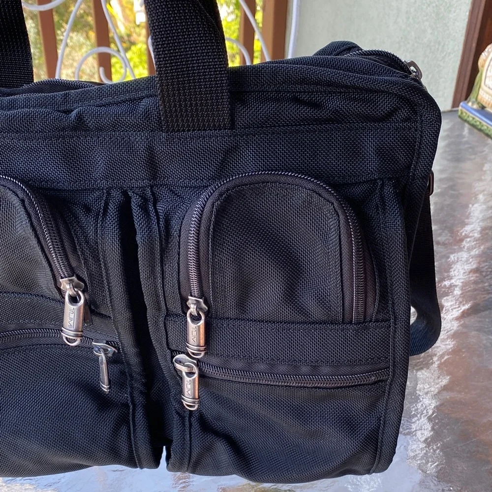 Tumi Limited Edition computer laptop bag detail Metal – Black with Silver Trim
